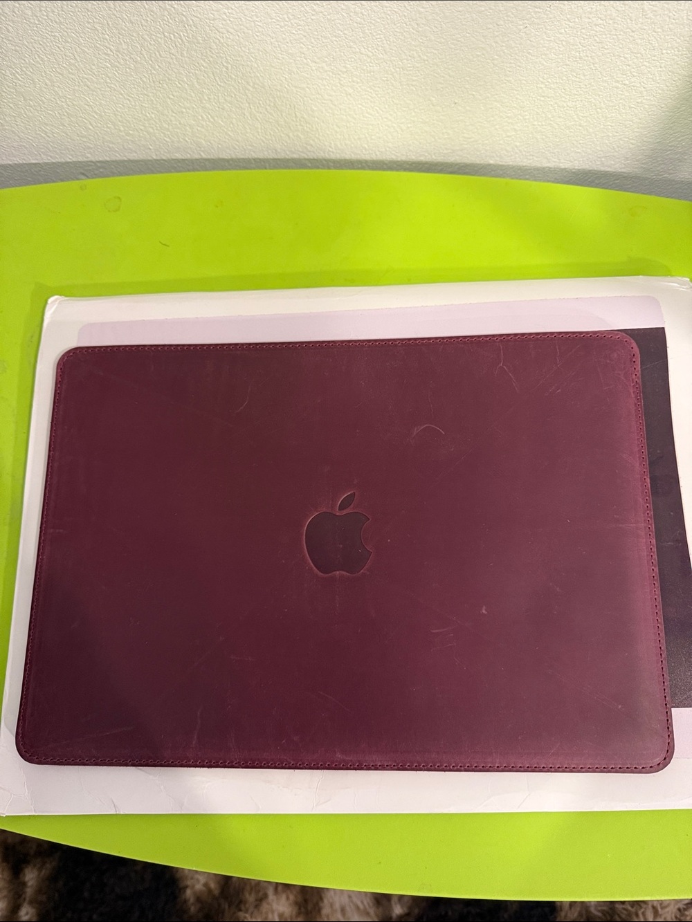 Apple Leather Sleeve in Plum